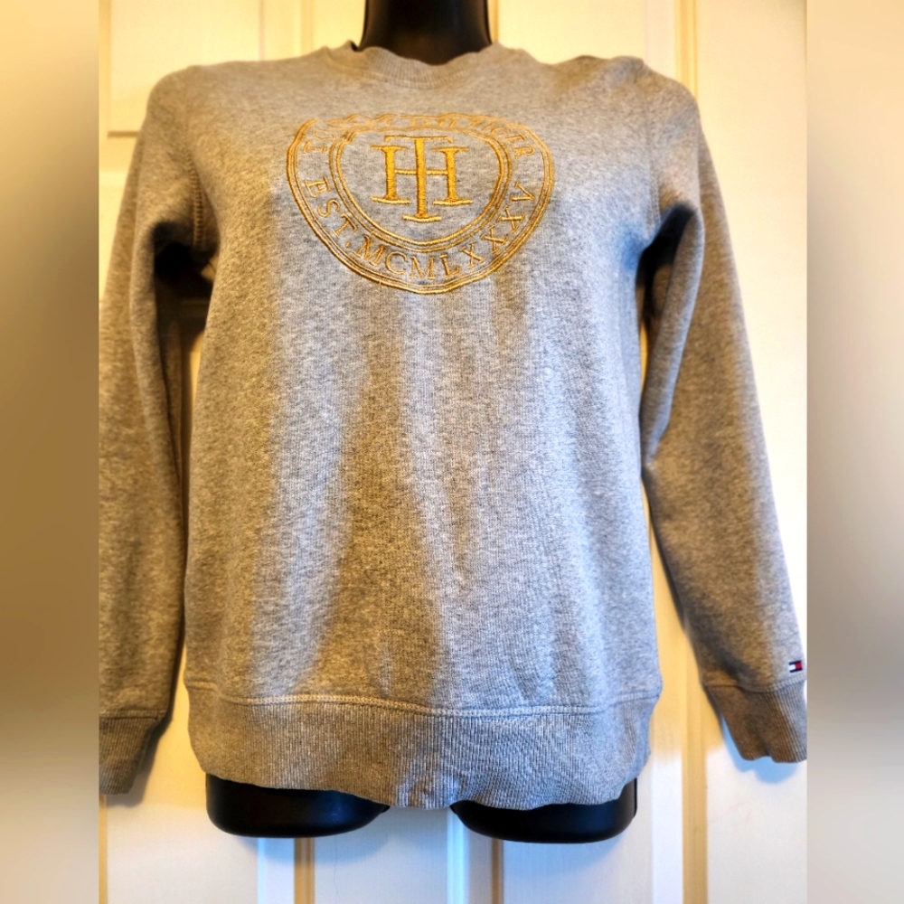 Tommy Hilfiger sweater